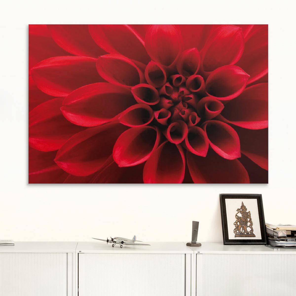 Textilbild rote Dahlienblüte